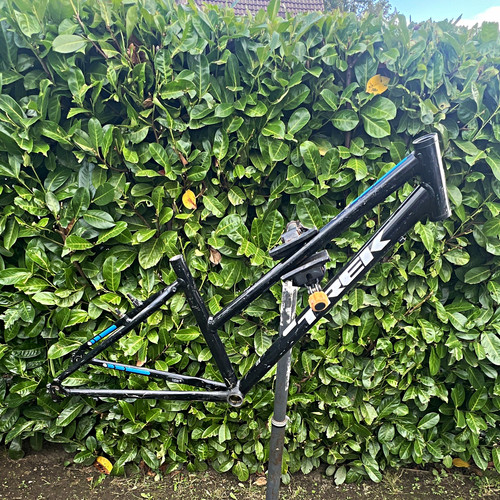 Trek hybrid bike - 1,