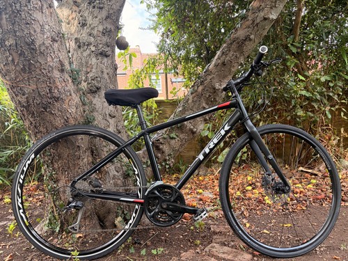Trek hybrid city bike - 3,
