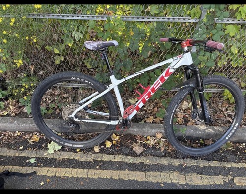 Trek caliber 2022 - caliber,