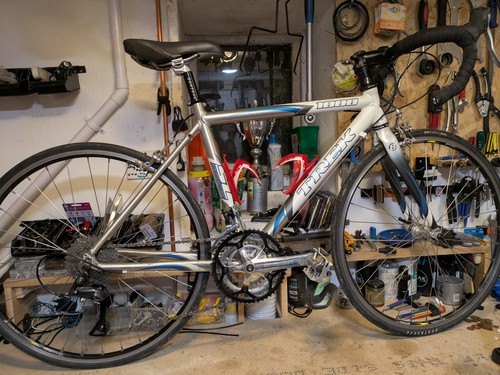Trek aluminium road bike - cm,