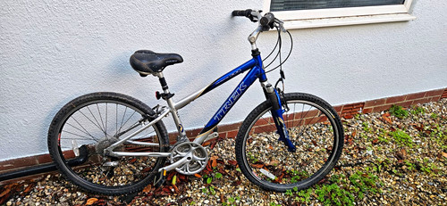 Womens trek front - trek,