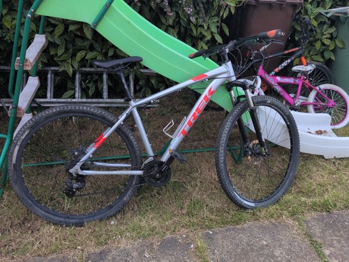 Trek marlin 29in 5in - 29in, 19.5in