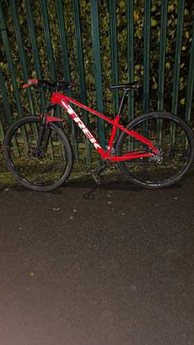 Trek 29in mountain bike - m,
