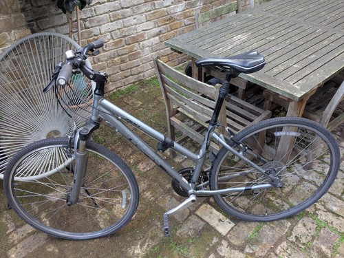 Trek 7100 hybrid bike - hybrid,