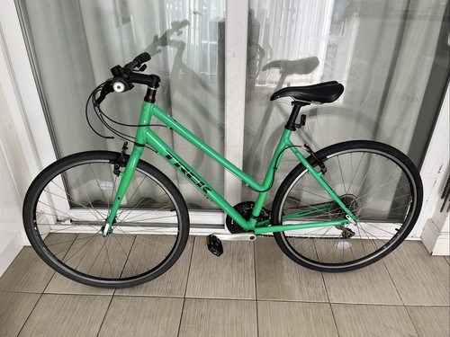 Trek fx2 hybrid bike medium - hybrid,