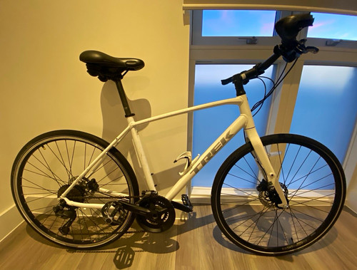 Trek hybrid bike - bike, 700c